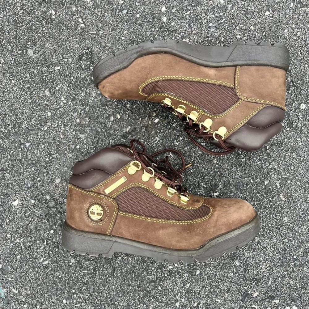 1990s Timberland Mid Top Boots size 7w